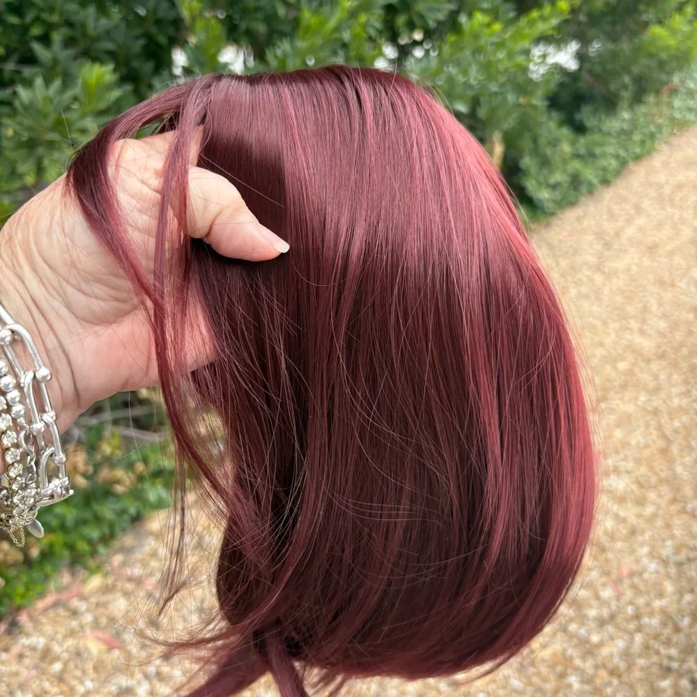 RED Shoulder Length Synthetic Bob Wig with Bangs! Partline. Burgandy Red! New!